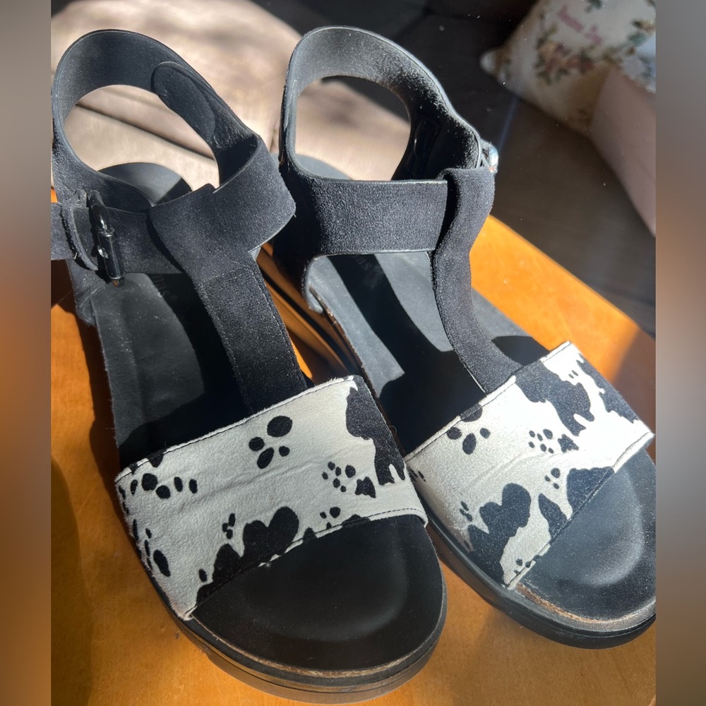 Cow print sandal